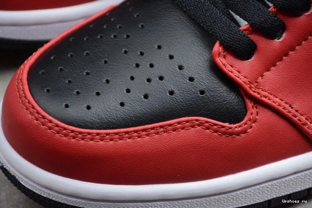 Mid Chicago Jordan 554724-069 Toe Air 1 0816